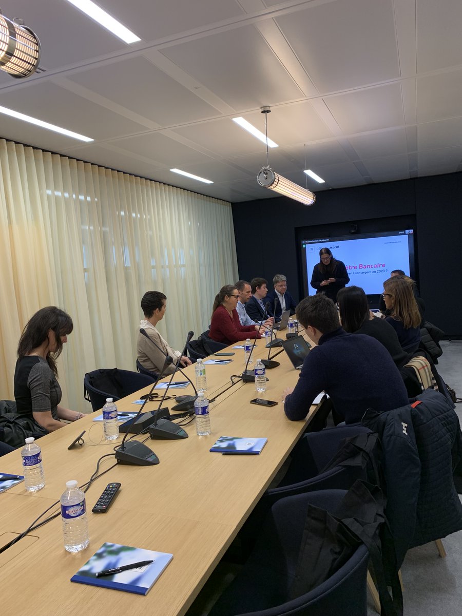 M Publicité (@mpublicite) on Twitter photo 🔴Lancement de la 4ème édition du baromètre bancaire par <a href="/elisacial/">elisabeth cialdella</a>
Au programme :
👉Restitution des résultats de notre baromètre bancaire 2023 par <a href="/ThierryDAR/">Thierry DARRAS 🇺🇦</a>
👉Analyse de la situation actuelle et les enjeux des prochains mois par <a href="/joelmorio/">Joel Morio</a> <a href="/LeMondeArgent/">Le Monde Argent</a>
#BarometreMPub 🔴Lancement de la 4ème édition du baromètre bancaire par <a href="/elisacial/">elisabeth cialdella</a>
Au programme :
👉Restitution des résultats de notre baromètre bancaire 2023 par <a href="/ThierryDAR/">Thierry DARRAS 🇺🇦</a>
👉Analyse de la situation actuelle et les enjeux des prochains mois par <a href="/joelmorio/">Joel Morio</a> <a href="/LeMondeArgent/">Le Monde Argent</a>
#BarometreMPub
