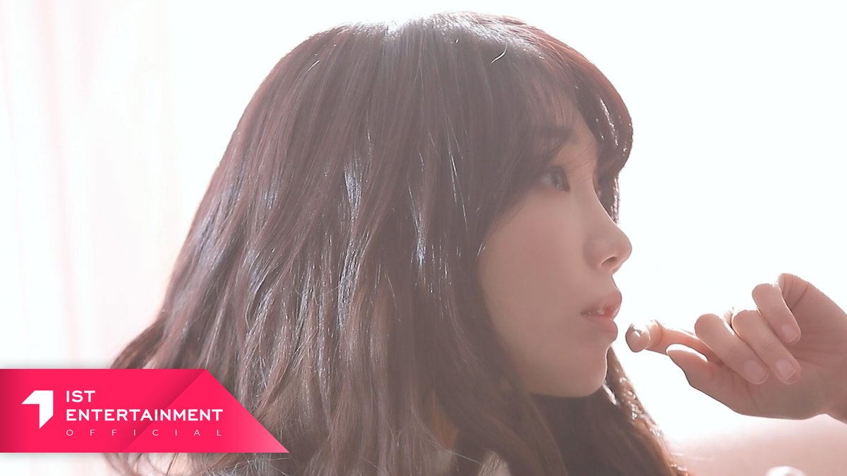 Apink_2011's tweet photo. [#정은지]
Jeong Eun Ji (정은지) [log] Jacket Making Film

📼 https://t.co/NzdMV7ykKL

#Apink #은지 #EunJi
#log #나에게로_떠나는_여행 https://t.co/W5Whyew6iZ