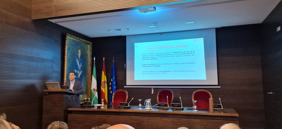 AnaLlopisB's tweet photo. Arranca la mañana en @camaradesevilla en la jornada #Certificación #EC_CIRCULAR, como hacer más por menos.
👌Certificación Garantía Cámara https://t.co/43MrkKKTiB