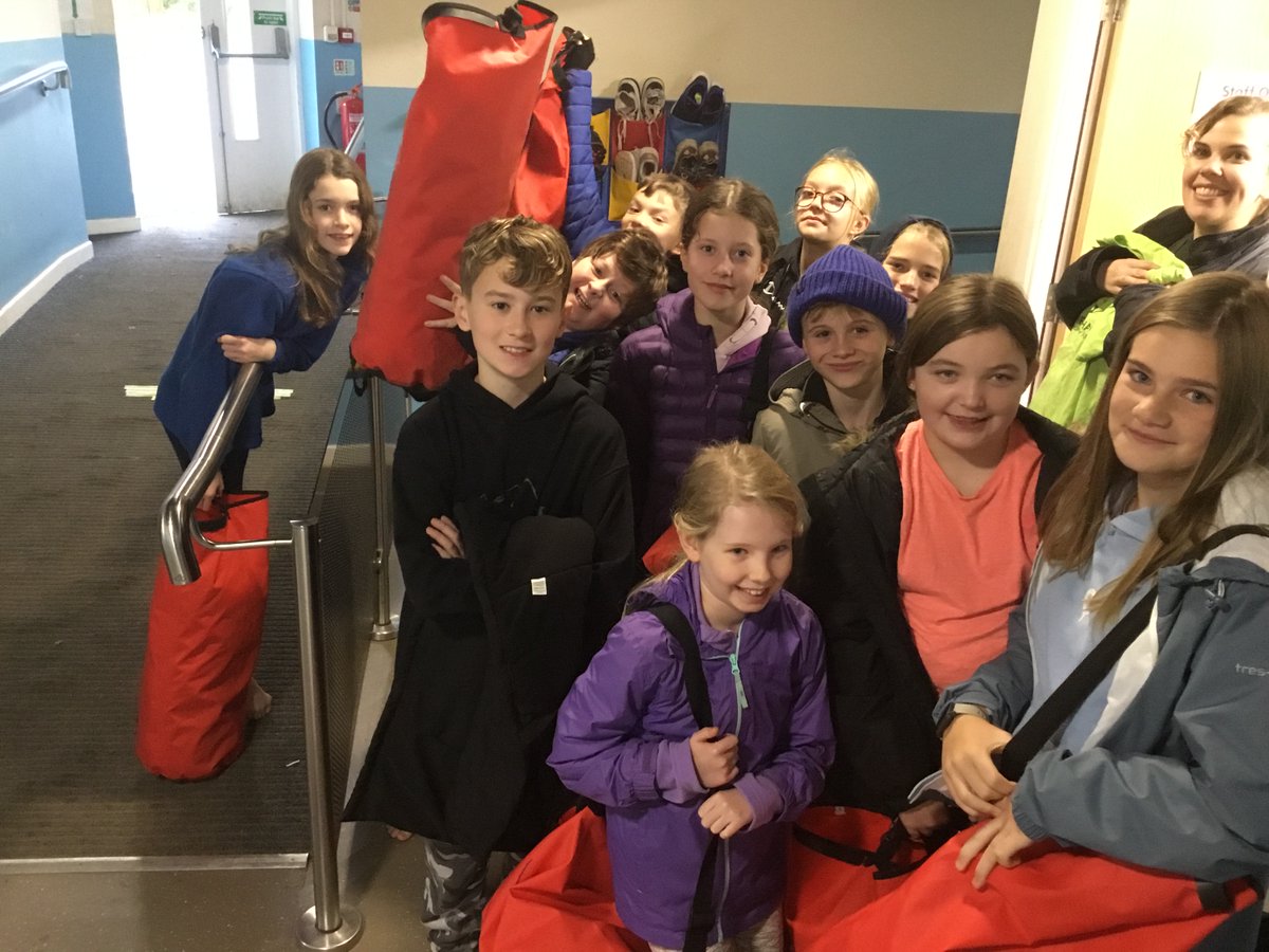 Excalibur Primary School tweet media