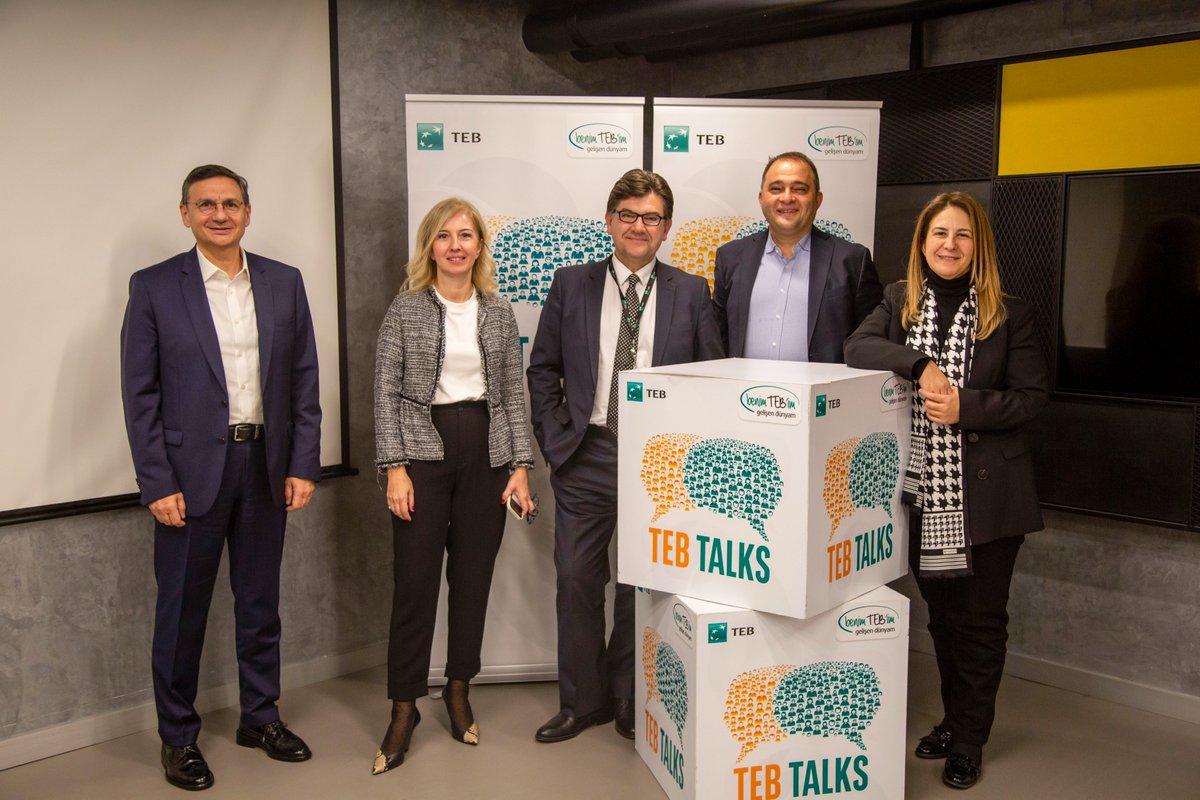 TEBKariyer's tweet photo. TEB Talks’ta #PozitifEtki projelerimizi Marka ve İletişim İcra Direktörümüz Zeynep Demirkol, Kurumsal Firmalar Satış Grup Direktörümüz Berna Özay Duzcu ve Perakende Bankacılık Pazarlama ve Müşteri Deneyimi Direktörümüz Hayri Telekoğlu’dan dinledik. #hayatadevam #TEBKariyer https://t.co/hcusDW0Vfe