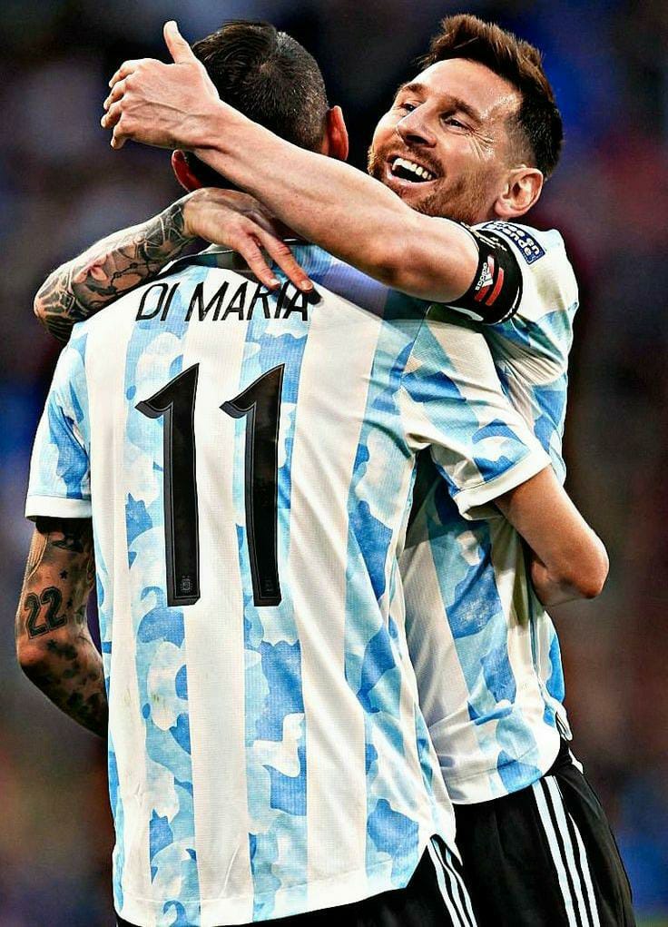 Di maria:Messi dünyanın En iyisi 🇦🇷🐐
Ve bu son dünya kupasında onun için mücadele edicez🇦🇷🫂