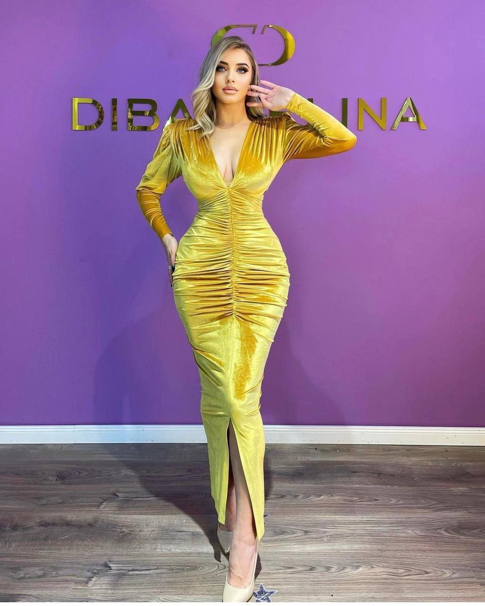 الأحلام التركية Turkish Dreams
ألبسة من أجود الخامات التركية 
فستان سهرة مخمل
السعر: 20$
IFK
مقاس سيرية s m l xl
للطلب: 
🇹🇷 0090446080626
واتساب
wa.me/905446080626
نصنع الأناقة لسعادتكم
#الأحلام_التركية #turkish_dreams #فساتين #فستان_سهرة  #فساتين_فخمة