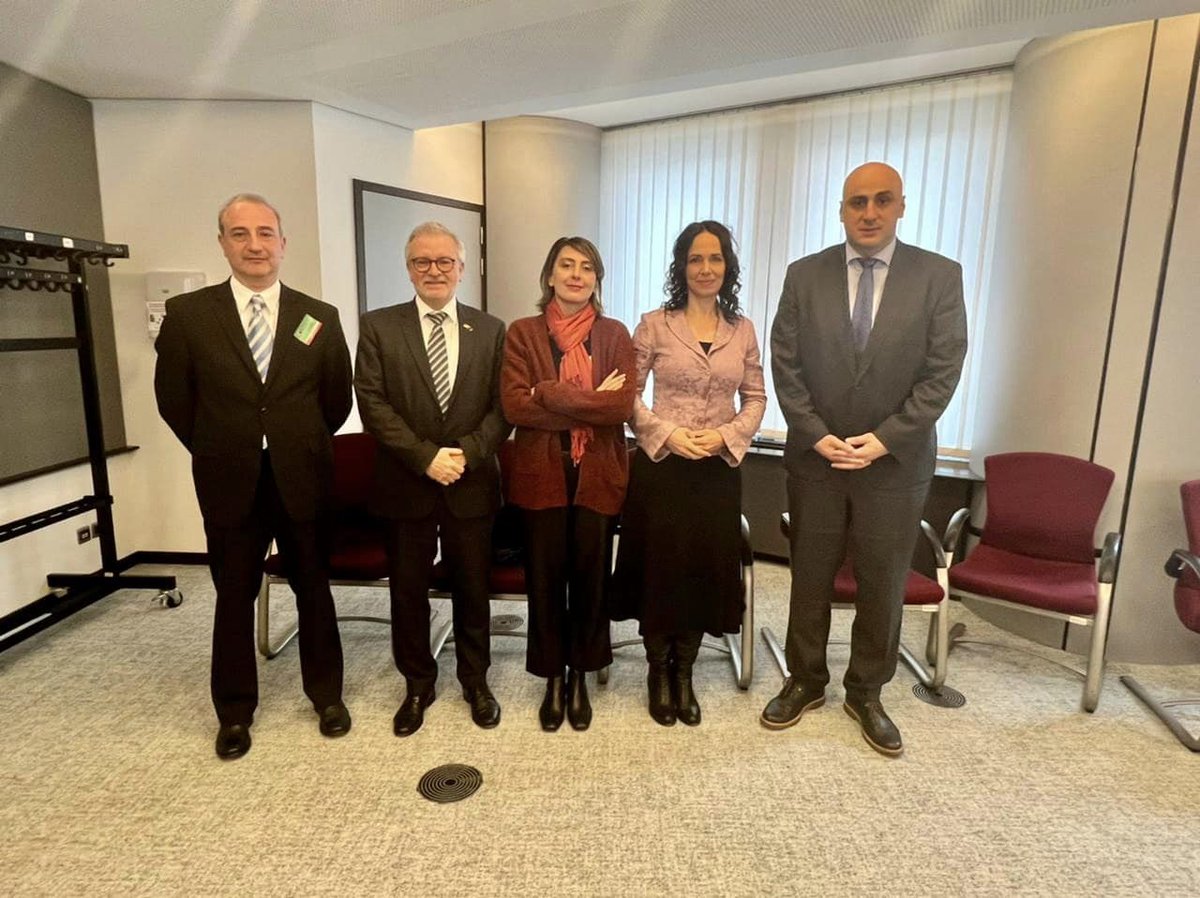 NikaMelia5's tweet image. anti-Western propaganda, political persecution a/st  opponents @SaakashviliM &amp;amp; free media @NikaGvaramia5 is sabotaging 🇬🇪's EU integration. I thanked Georgia's European friends &amp;amp; partners for their steadfast support for Georgia's democratic development &amp;amp; European integration 🇬🇪🇪🇺