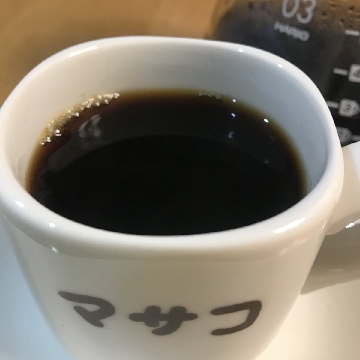 star_field22's tweet photo. こんな雲があるんだ。
と思いながら久しぶりにマサコのコーヒーカップでひと息。
#珍しい雲
#得した気分
#一息
#マサコカップ
#コーヒー https://t.co/rGXSfd44HT