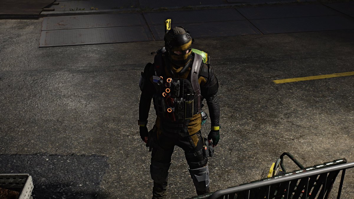 jeff63217693's tweet photo. #XboxShare new hunters outfit is very cool https://t.co/DynkS2KDBR