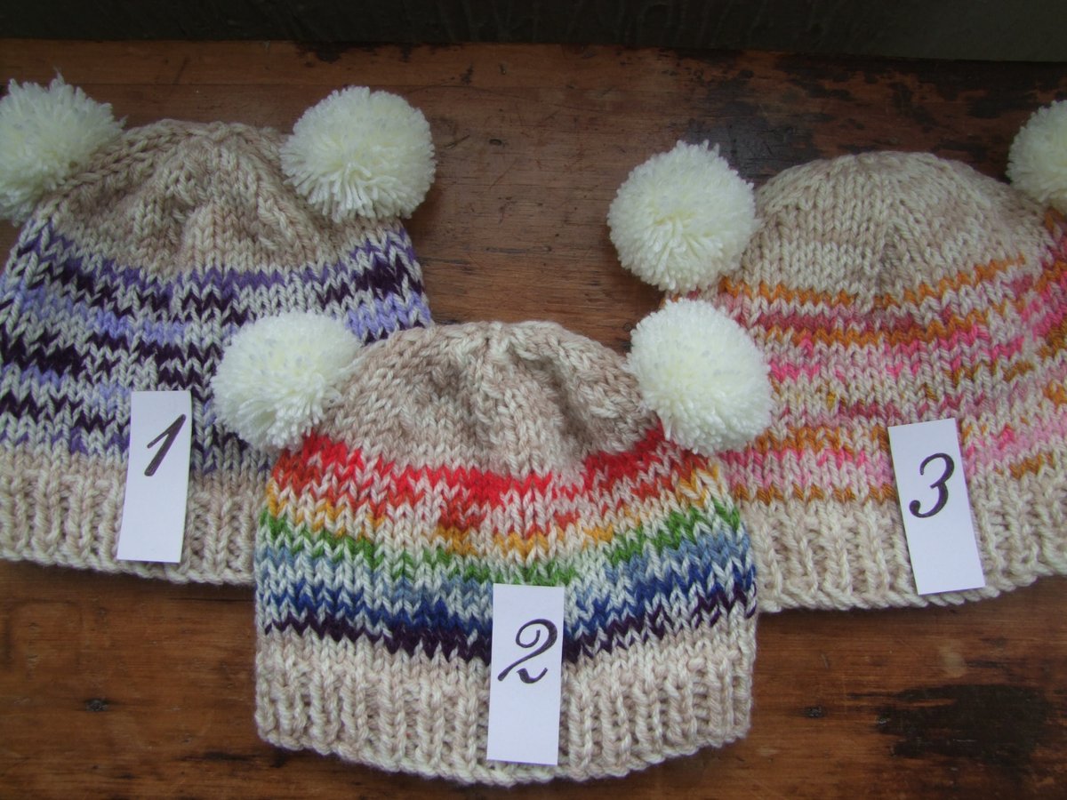LiliWenFachKnit's tweet photo. Good Morning #elevenseshour There's a cold snap on the way. Stay warm and look cute in one of these hand knitted hats from https://t.co/EXTJNasnOV #MHHSBD https://t.co/FW6Zyj4k3K