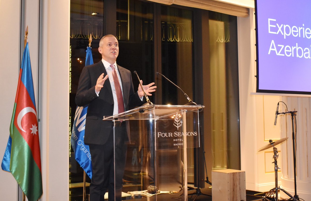 AzEmbSpain tweet media