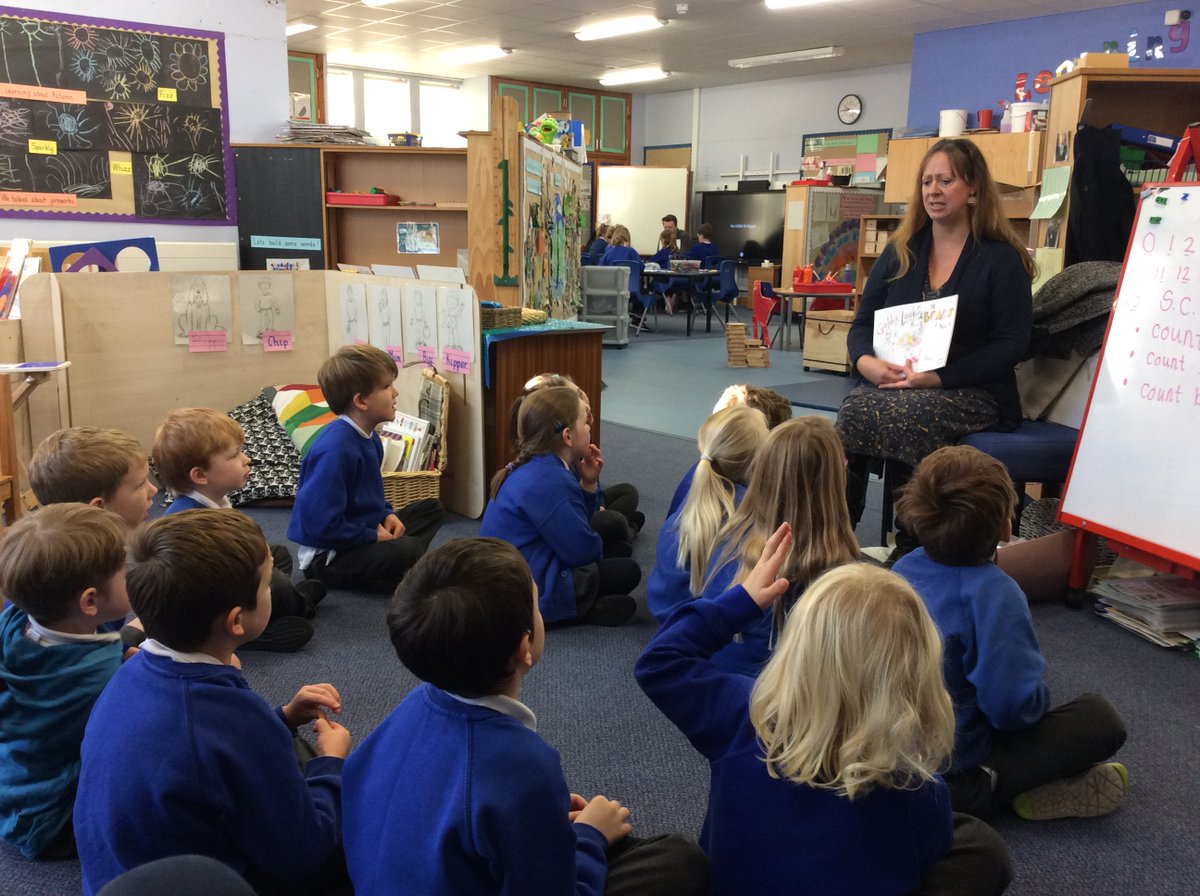 We were delighted to welcome local author Emma-Louise Beeson yesterday as part of #BookWeekScotland. She shared her new book 'Goldie Locks &amp; the Bears at No 3' - a reimagining of the traditional tale with a focus on emotions. We loved her visit!