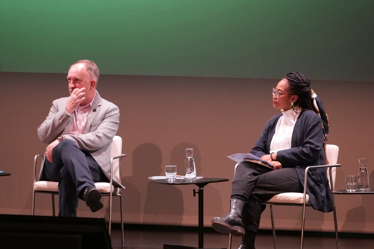 <a href="/fiachra/">Fiachra O'Brolchain</a> talking about the digitalisation and ecological transition: how to build complicities 

Narmine Abou Bakari and <a href="/AusinTxetxu/">Txetxu Ausín 🇵🇸</a> are very focused on the speech 👀

#greendigitalconference