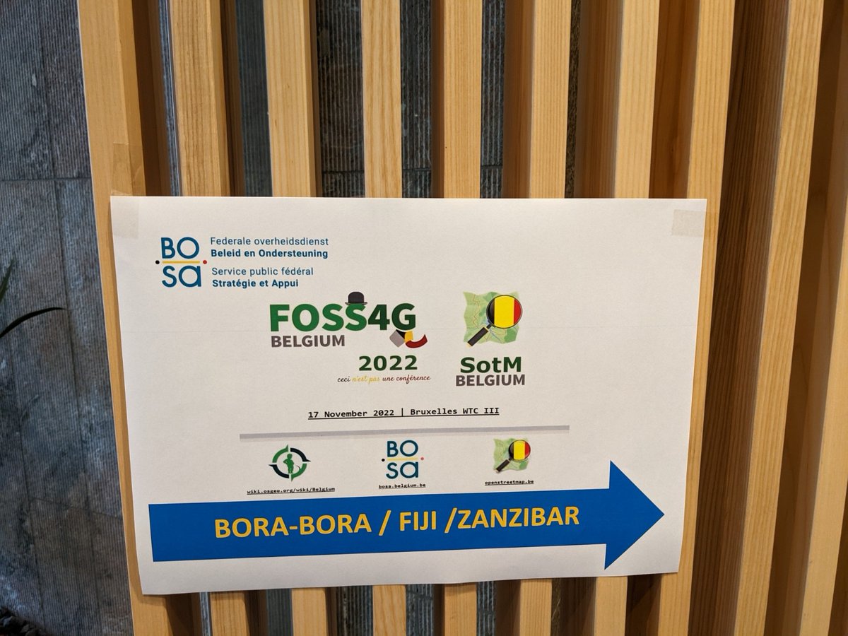 pduchesne's tweet image. w00t! Today is #FOSS4GBE . Please bear with my belgian geotoots for the day.