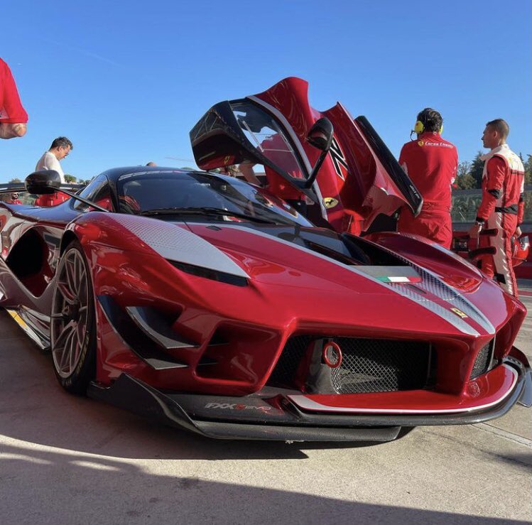 FOClb's tweet photo. #Historic models ready to burn the track. Designed to #win, built to #thrill. Cars that celebrate a year of triumphs. Congrats to #FerrariChallenge2022 
#FinaliMondiali #Florence #Italia #FinaliMondiali2021 #MugelloCircuit #Ferrari #FerrariOwnersClubLebanon #FOCL #ScuderiaLebanon https://t.co/qzX0QMxkOP