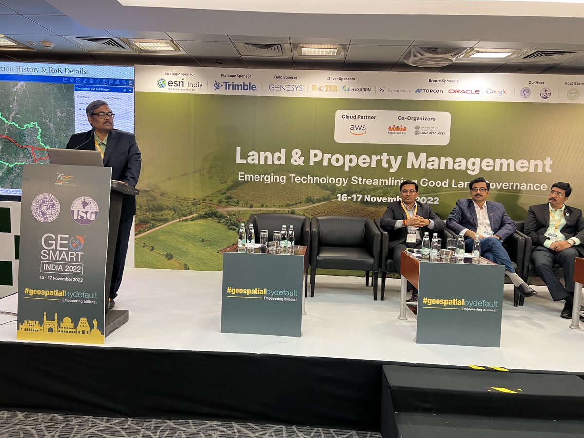 GoShantanu's tweet image. Represented Assam in #GeOSmartIndia 2020 #geospatialbydefault and presented its flagship scheme ⁦@basundharaassam⁩.