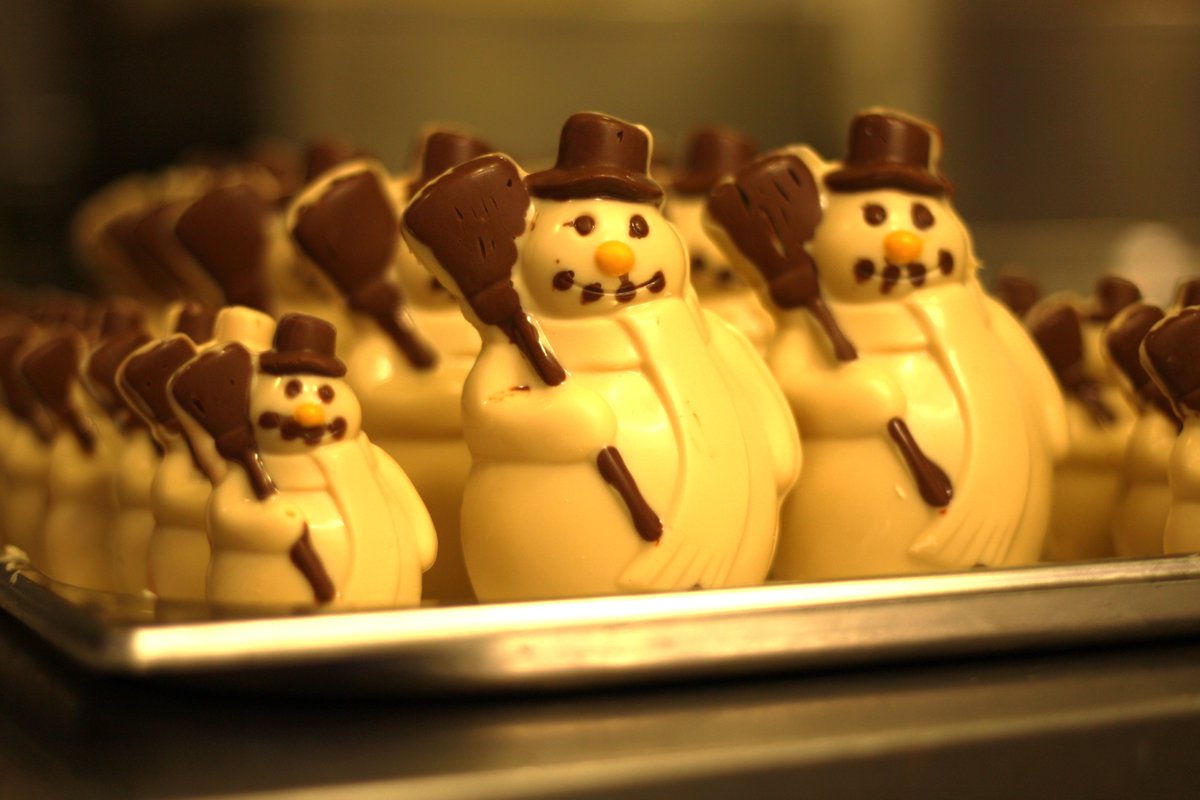 Large and small chocolate snowman - great stocking fillers - made yesterday and on the shelves now.