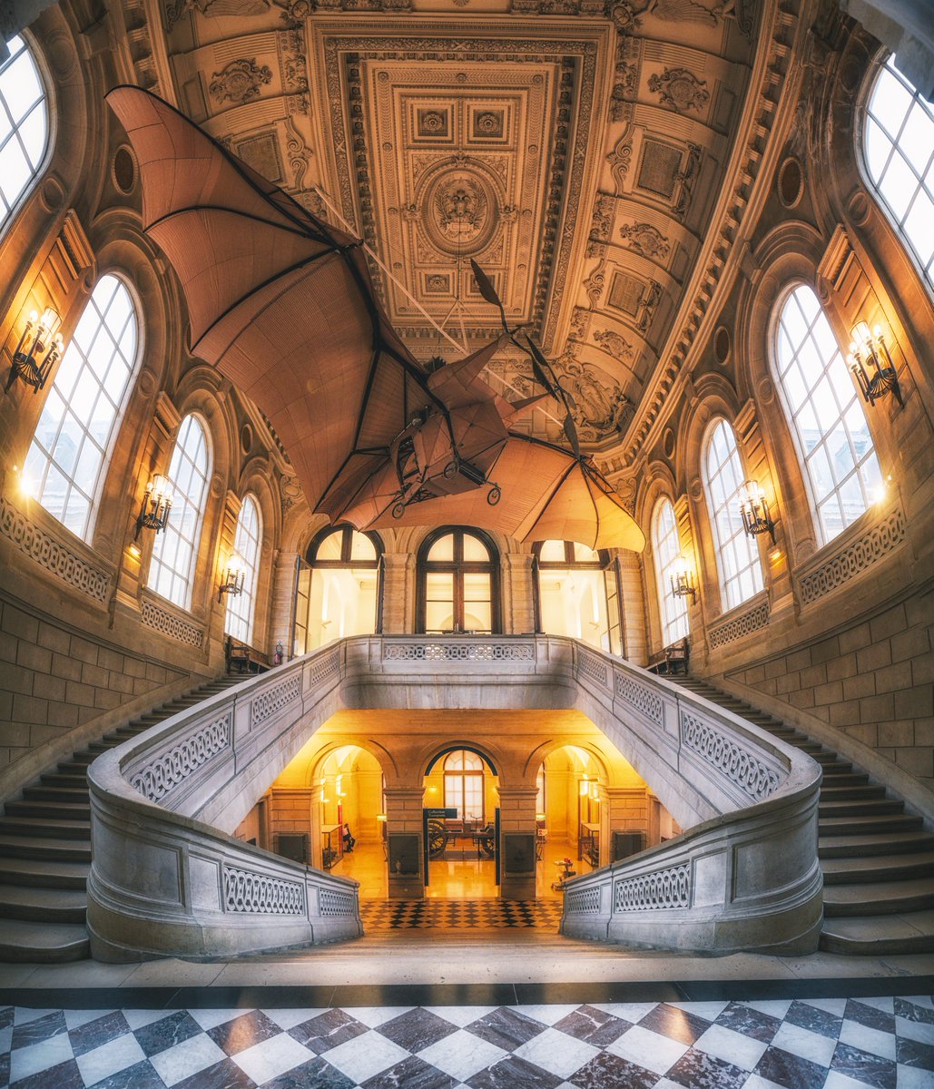 globalworming_'s tweet photo. Gm weirdos 🦇

#NFTs #NFTCommunity #NFTphotographers #Paris #architecturephotography #picoftheday https://t.co/5GxmEqXikm