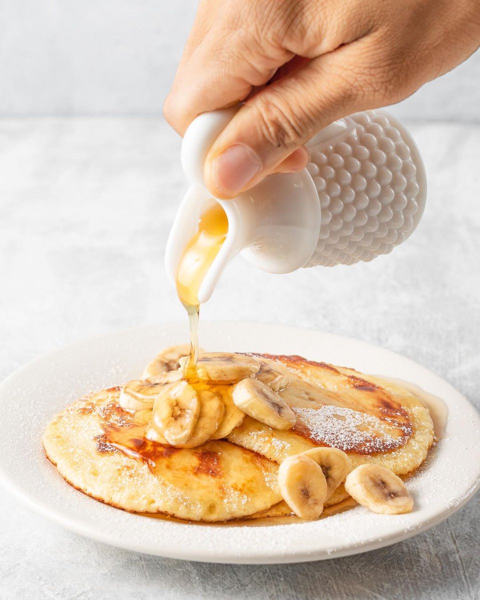 uGeoApp's tweet photo. Holy CRÊPE! ❤️ Take some time out of your morning rush to treat yourself to a flipping good #pancake day. Extra saucy, of course. 😎

📸: @callmeanjola 

#ugeo #livelocally #geosocial #geolocation #mobileapp #breakfast #explore https://t.co/fmxqxJ5j7L