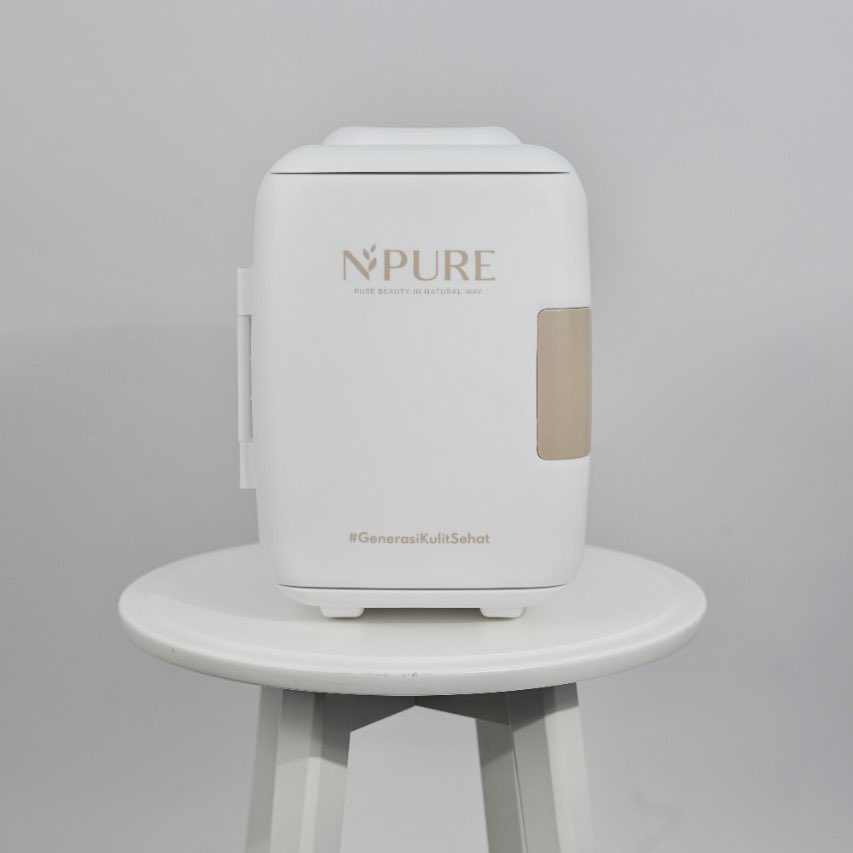 NPUREOFFICIAL's tweet image. ‼️NPURE 5th ANNIVERSARY GIVEAWAY ‼️

Ada 2 kulkas skincare GRATIS menunggu kalian~

Cara ikut giveaway:
1. Follow @NPUREOFFICIAL 
2. Like dan RT tweet ini
3. Reply dengan birthday wishes dari kalian untuk NPURE
4. Periode: 17-24 November 2022

Good luck!!!! 🥳