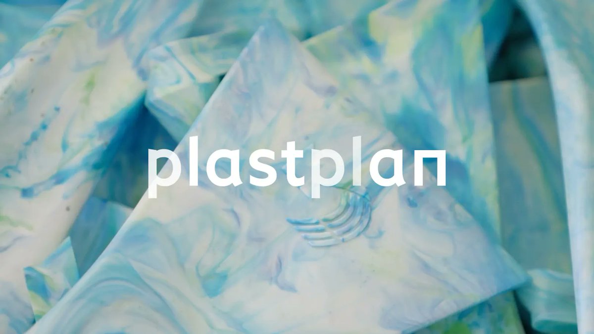 GreipurGisla's tweet photo. Það er fræðandi að sýna flókið ferli á einfaldan hátt. #Plastplan sýnir hringrás plasts í endurvinnslu og skapar nýja hluti fyrir þá sem sköffuðu úrganginn. 5/7

👉https://t.co/EIZ5ZlDx2z

💡#EddaogGreipur um Plastplan og Höfuðstöðina https://t.co/wDwpOFM5sh

#Hönnunarverðlaun https://t.co/82tX8Fyr9Z
