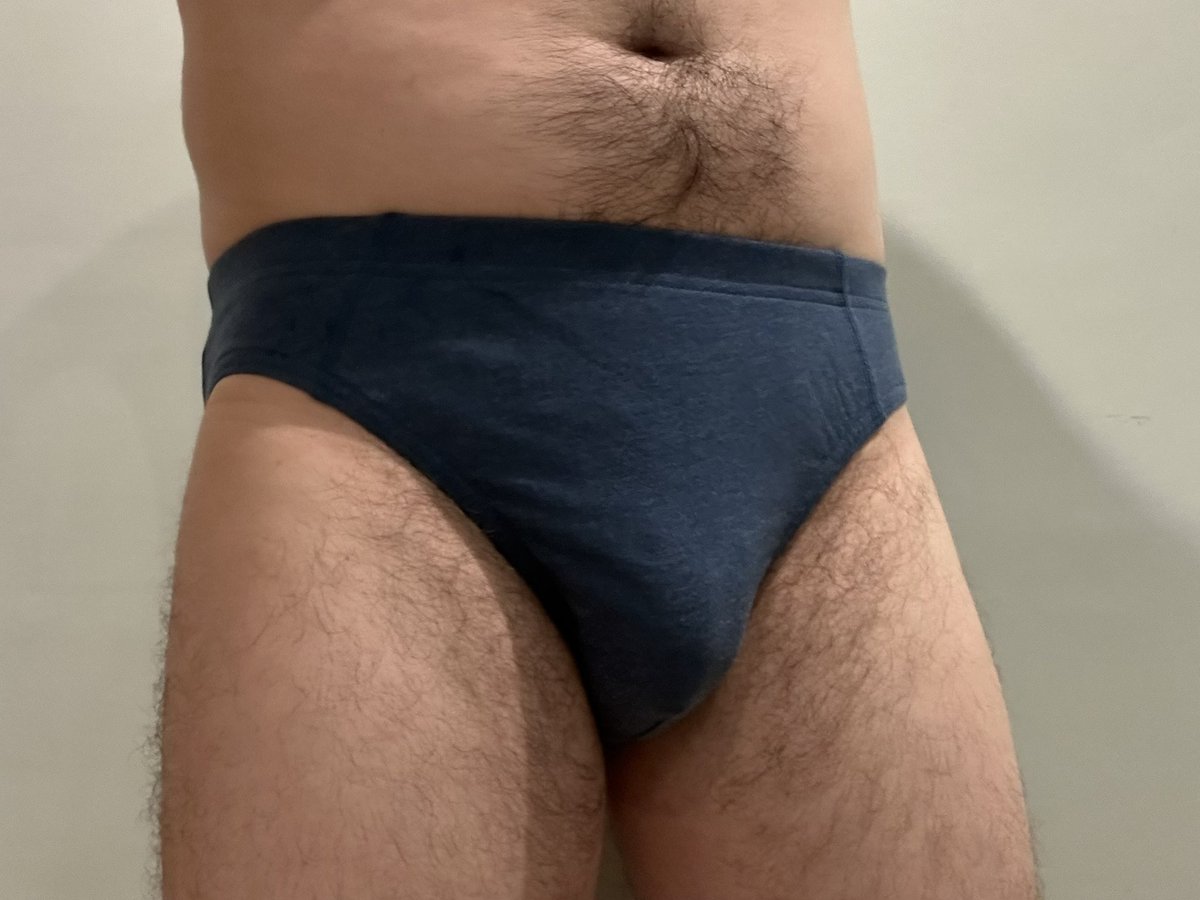 briefguy78's tweet photo. These slips feel so great. They are more blue than they look!! #briefs https://t.co/pMptwir2Q6