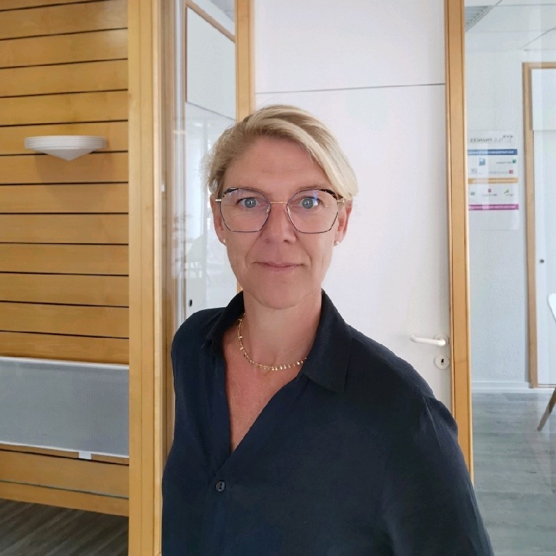 ce midi nous parlons #ESS, #économie #social et #solidaire avec Anne-Valérie Rodrigues en de l'ess à <a href="/LorientAgglo/">Lorient Agglo</a> et elu à la  <a href="/VillePloemeur/">Ville de Plœmeur</a> et Elen Blin de Citées labs.