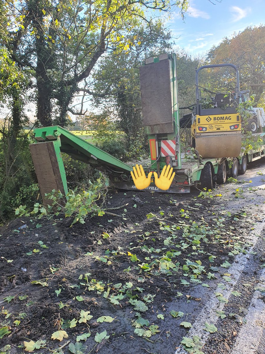 #A283 between #Winston &amp; #Steyning #Sussex closed. Load has come off a lorry. Will be closed for some time.
<a href="/sussex_police/">Sussex Police</a>