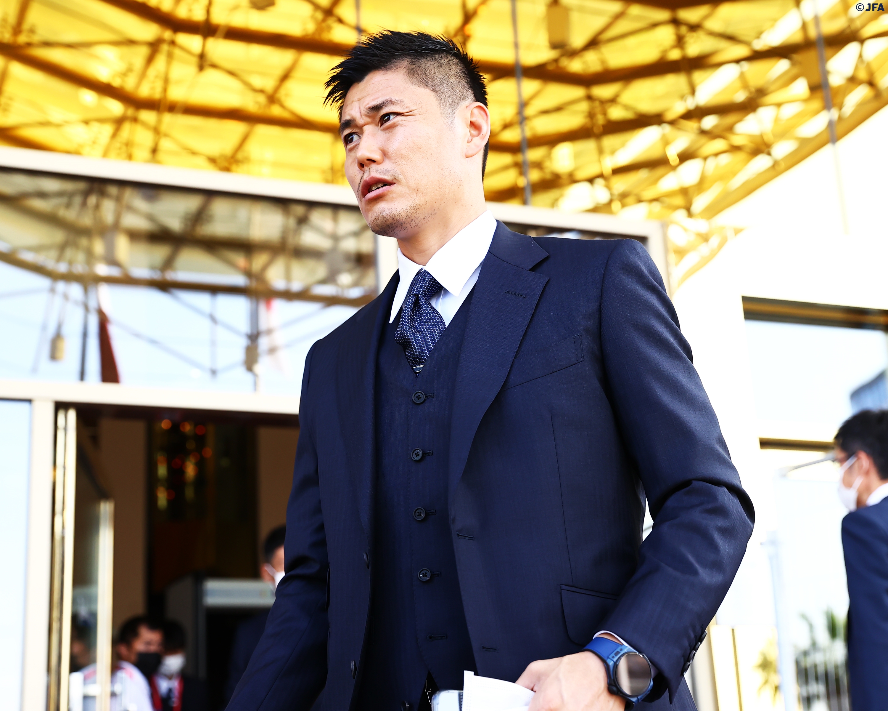 【日本サッカー代表限定品 /正規ハンガー付】　ダンヒル×JFA　セットアップ サッカー日本代表、歴代のオフィシャルスーツを紹介 - ダンヒル