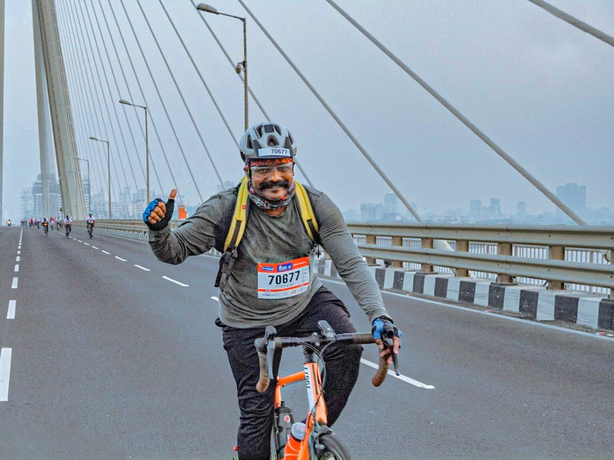MMdcut's tweet photo. Jio Mumbai Cyclothon https://t.co/w9E7F0WmoJ