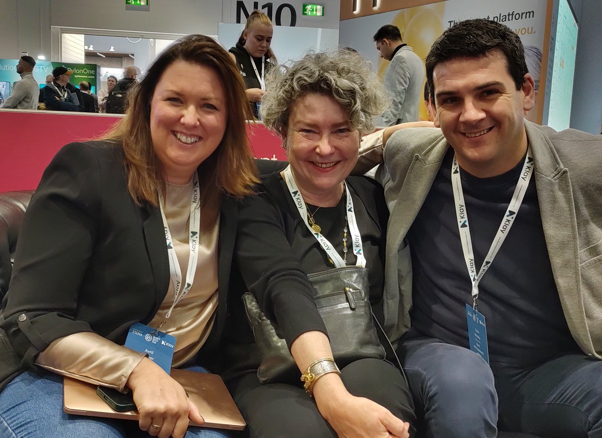 maryannpierce's tweet photo. @giyst1 @MAPMeetings @eventtechlive It was wonderful to meet you #ETL22 after working with you on the @G2i2Summit at the #UN in #NYC.  MAP Digital is honored to partner with @giyst1 &amp; thankful that @AwakenHub introduced us. Looking forward to our next #ML video #snippet activation. #womenintech, #Event3.0 https://t.co/2cAsJjJwUb