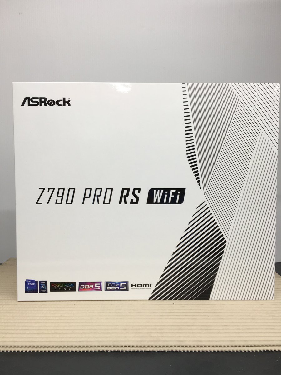 KOUBOU_nipponba's tweet photo. 【新商品入荷情報】
#ASRock より #Z790 チップセット搭載マザーボード！
明日11月18日発売！

Z790 Pro RS WiFi
¥46,980（税込）

#Intel #13thgen #13thgenintelcoreprocessor #PRORS https://t.co/adX8eKtCH6