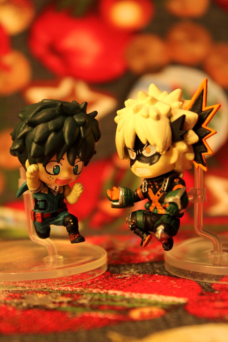 SpecEdit's tweet image. De #feestdagen staan alweer voor de deur! Heb jij er an Zin in?
#myheroacademia #bakugo #midoriya #kerstvakantie #sinterklaas #cadeautjes
