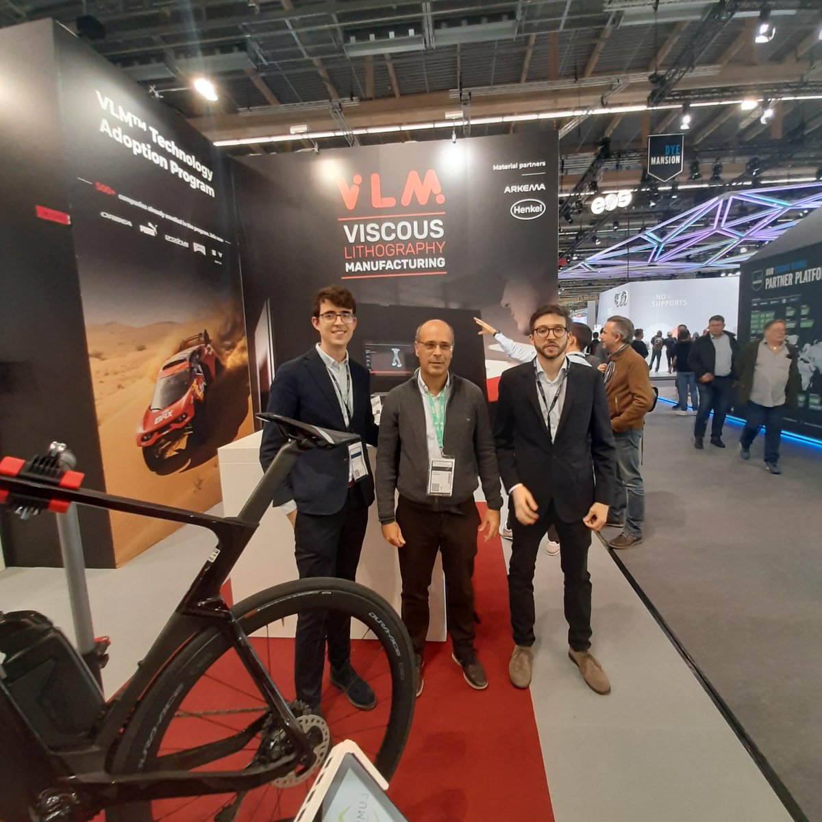 IDEKO_'s tweet photo. Visiting #VLM technology at @bcn3dtech stand at @formnext_expo  in Frankfurt - Where ideas take shape. 
 Latest trends on #additivemanufacturing  #3dprinting #3d #formnext https://t.co/AibNQQsFOw