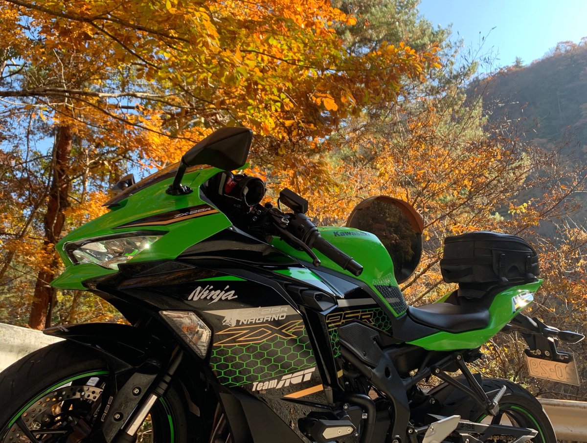 もう一周、紅葉ツーリングに 行けますかな(・ω・｀)👌 場所にもより