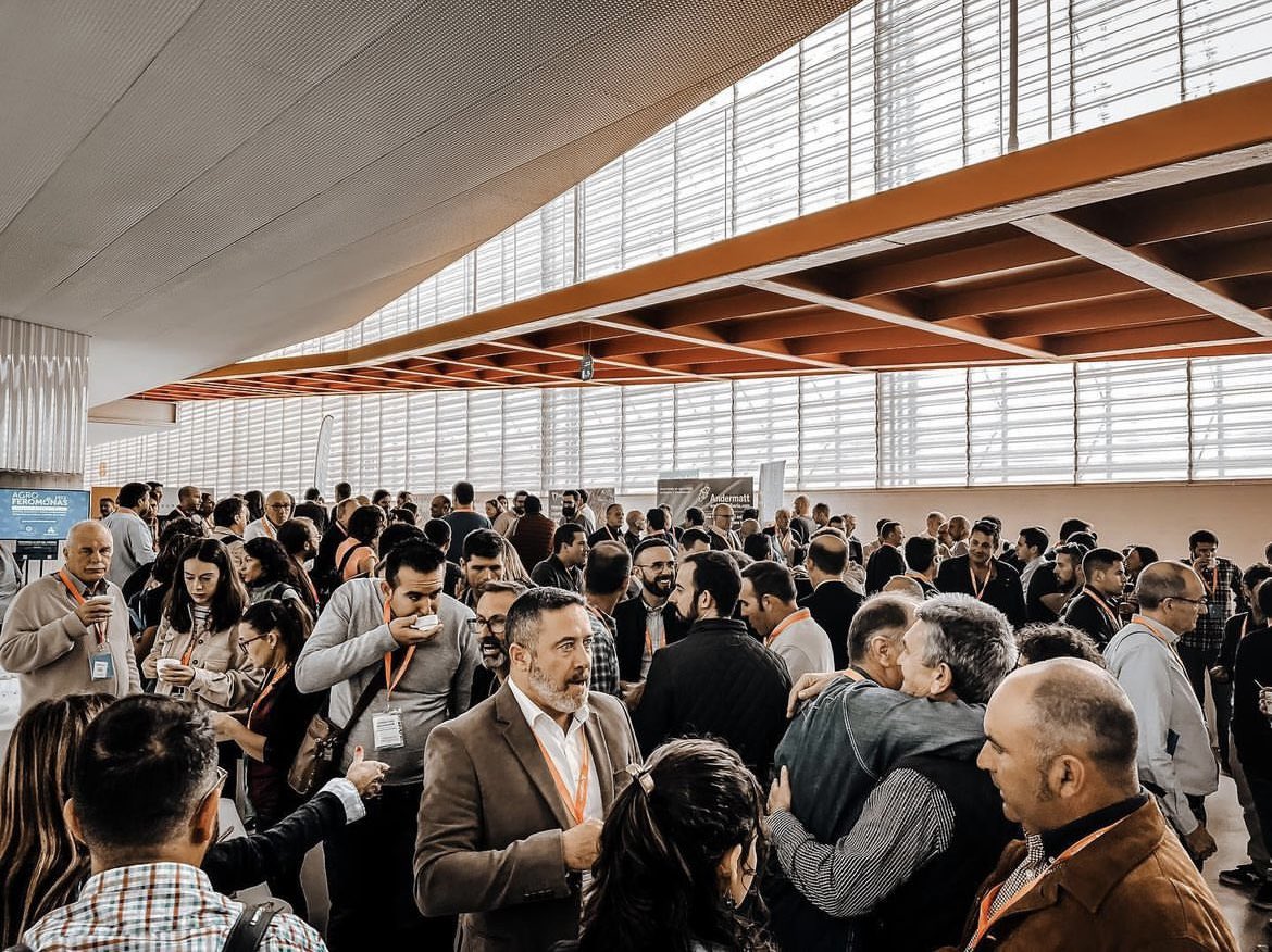 Muchas gracias a <a href="/ideagro/">IDEAGRO</a> por patrocinar el Coffee Break de <a href="/agroferomonas/">Agroferomonas</a> con estos centros de fruta 😍🍎🍇😋

¡Siempre aportando energía en cada evento! 💪🏻