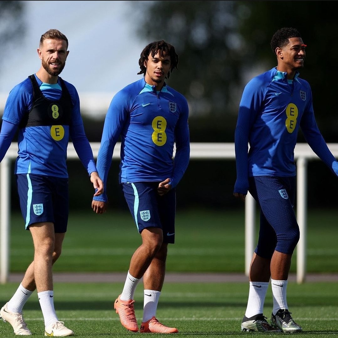 Great to see the Liverpool lads sticking together in England training ❤️