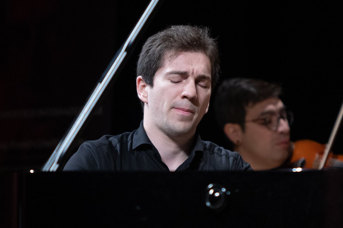 RomaCompetition's tweet photo. Announcing the podium of the 31st Roma International Piano Competition

FIRST PRIZE
Denis Linnik, Belarus, 27
SECOND PRIZE
Vsevolod Brigida, Russia, 25

Credit: Gaia Recchia
#RomaIPC2022 #romapianocompetition https://t.co/2tKhJYqAVB
