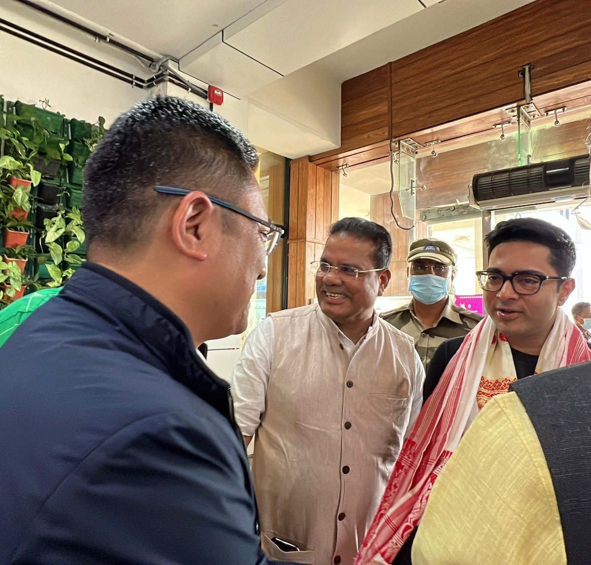 AITC4Meghalaya's tweet photo. Our National General Secretary Shri @abhishekaitc received a hearty welcome from state Vice-President and MLA, Mr @georgeb_lyngdoh, and our President of Assam TMC, Mr @ripunbora at the Guwahati Airport today. 

An eventful evening awaits in Tura! https://t.co/ZqG2ws7Lzg