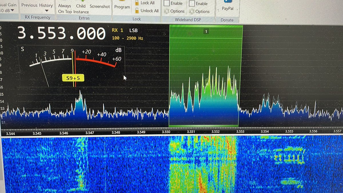 2022/11/17 20:17 3.553 LSB 

今3.553Mhzで､人がいて、演歌を再生ています