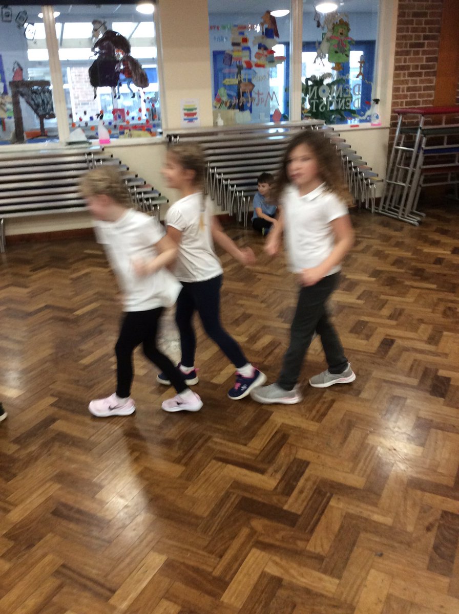PatPriAcad's tweet photo. Year 2 enjoying some dancing🕺 💃 #PatYear2 #PatPE https://t.co/alhInKiF3G