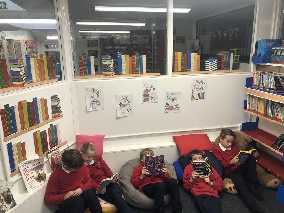 QueniPrimary's tweet photo. At Queniborough Primary we think there is nothing better than getting cosy with a good book on a rainy break time! #readingforpleasure https://t.co/tLKmfwMOSa