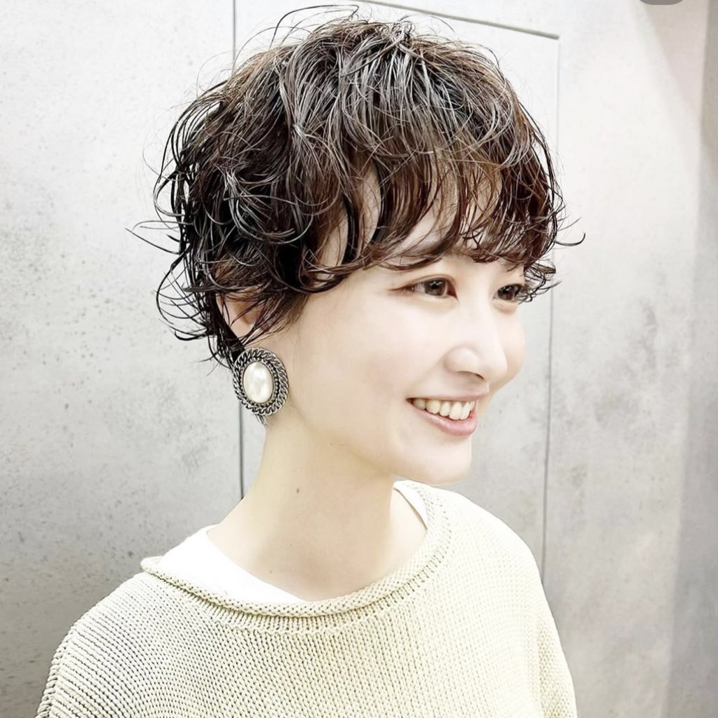 kiruha_0101's tweet photo. ✨急募✨

11／18  9:00〜

ショートカット＋パーマ
✨¥0✨

3cm以上のカット（部分的でも大丈夫です🙆‍♂️）が可能の方であればどなたでもご予約可能です！是非ご連絡ください！！

#カットモデル　#無料カット #新宿美容室 https://t.co/lYAowaOiXV