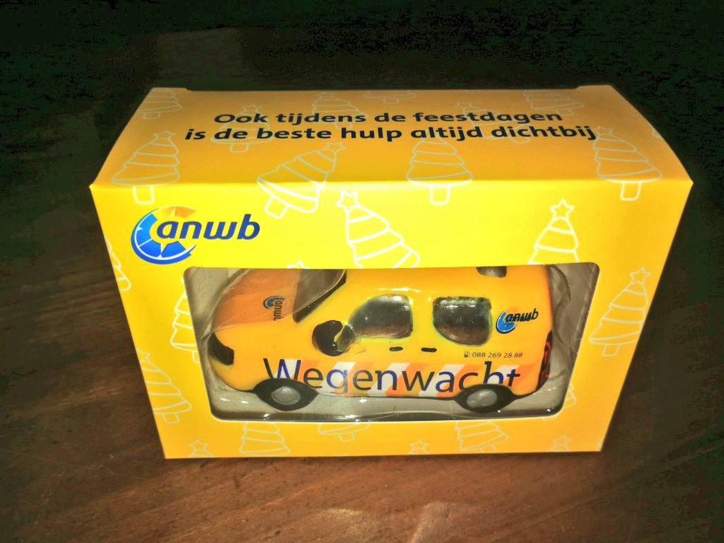 Nog 38 dagen tot Kerstmis 
Onder alle oude en nieuwe volgers verloot ik 5 kerstballen <a href="/ANWB/">anwb</a>
Meedoen ? Volg RT en maak kans

Wie weet hangt ie deze kerst bij jou in de🌲. RT