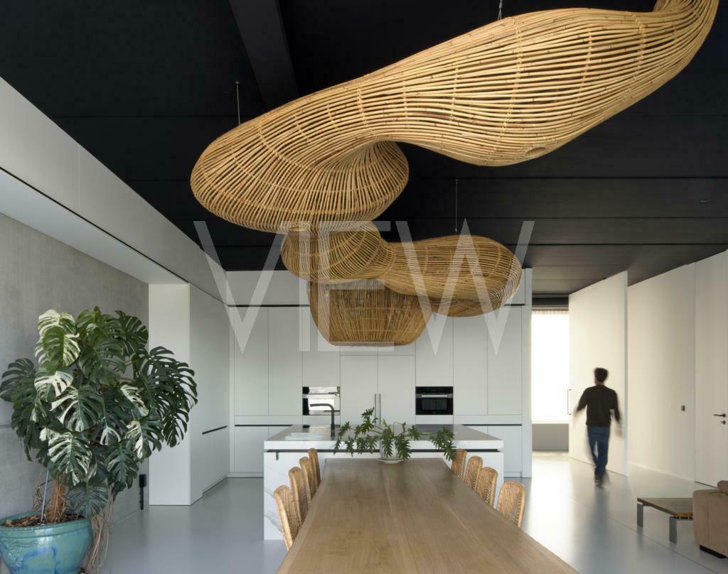 A Factory Facelift! Thai studio Enter Projects Asia was commissioned to create this amazing rattan sculpture by the owners of an ice-making factory, bringing "balance and calm" to the interior of their concrete office block

viewpictures.mediashowroom.com/search/vwp?ftk…

#architecturephotography