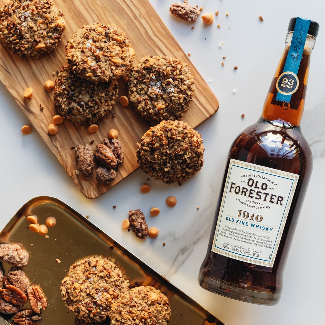 Old Forester (@oldforester) on Twitter photo Old Forester 1910 Pecan Banoffee Cookies - bake to enjoy with 1910 on the rocks or neat.
Head to bddy.me/3OgA8hh for the recipe.
Created by <a href="/thegandmkitchen/">thegandmkitchen</a> Old Forester 1910 Pecan Banoffee Cookies - bake to enjoy with 1910 on the rocks or neat.
Head to bddy.me/3OgA8hh for the recipe.
Created by <a href="/thegandmkitchen/">thegandmkitchen</a>