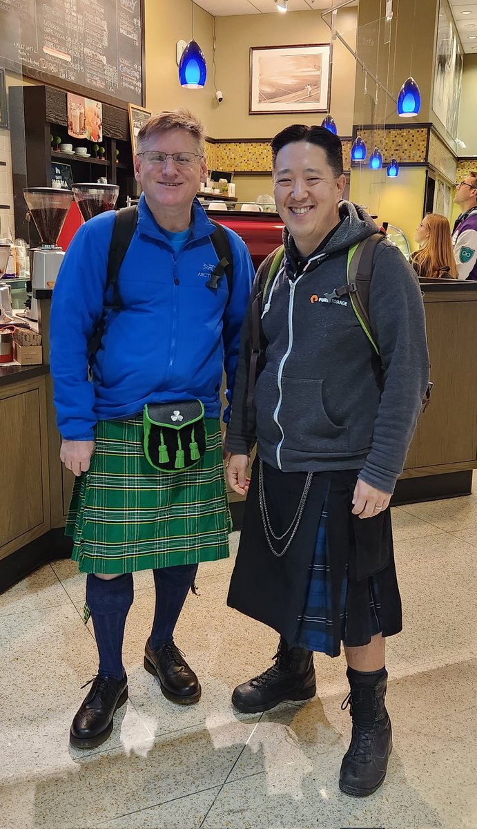 SQLBek's tweet image. Found another #sqlkilt @sql_r #PASSDataCommunitySummit