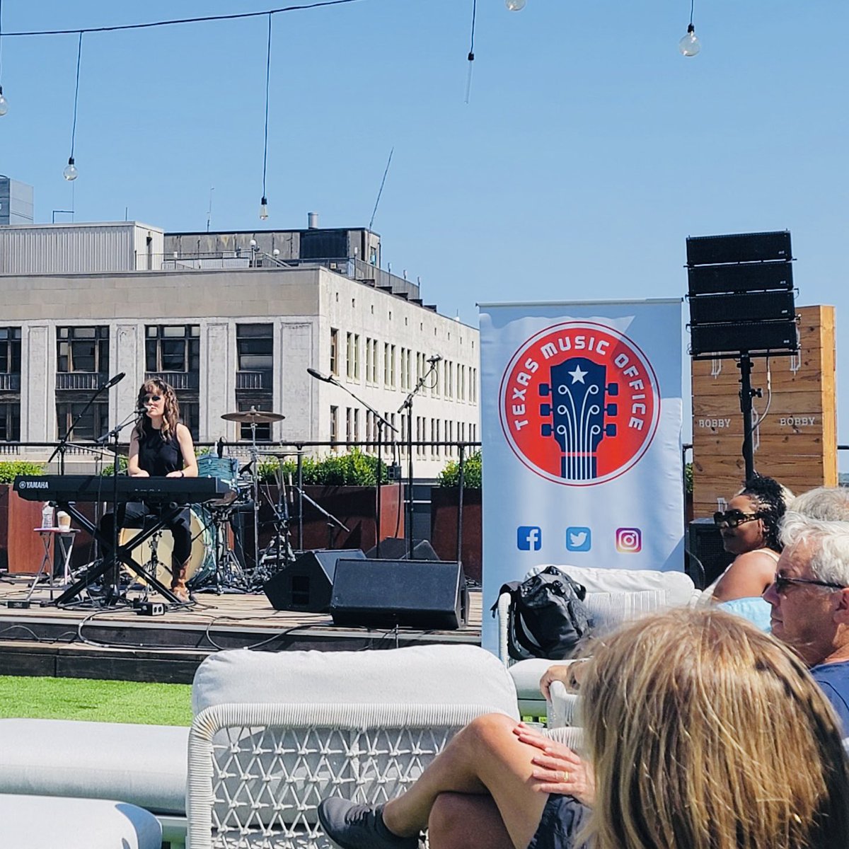 roxicopland's tweet photo. A little throwback to September in Nashville at #americanafest, at the Lone Star Shindig on the rooftop of the @bobby_hotel. Big thanks to Sara Dedeluk for sending over the pic!
@txmusicoffice #kesslerpresents https://t.co/OMOYndflc6