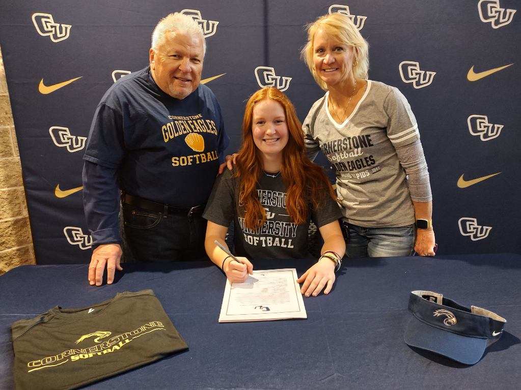 Congratulations <a href="/KayleeMisialek_/">Kaylee Misialek</a> on signing her LOI to <a href="/Cornerstone_SB/">Cornerstone Softball</a> University.   We know she'll be a player for them just like she is for us.  

Lets Go Golden Eagles!