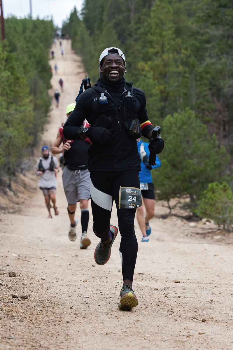 hoka's tweet photo. @hellahgood9 started running in 2017 and hasn't slowed down since. With a run streak of over 2,000 days, Hellah has racked up major miles in his HOKA shoes: https://t.co/wyYZmUhS8V. 🎁🎉
#FlyHumanFly #HolidayGiftGuide #HOKA #GiftGuide #Mach5 #RocketX #CarbonX3 #TectonX https://t.co/H5Da1lIFqu