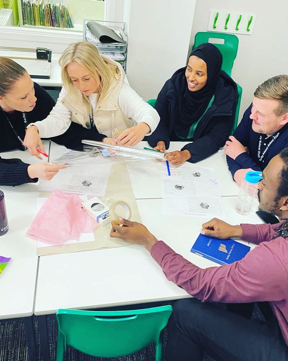 primary_barlby's tweet image. The staff training this week focused on ‘A practical approach to teaching Science’ we worked in groups to carry out a range of investigations and how we would teach these in class. 🧪 #continuedprofessionaldevelopment