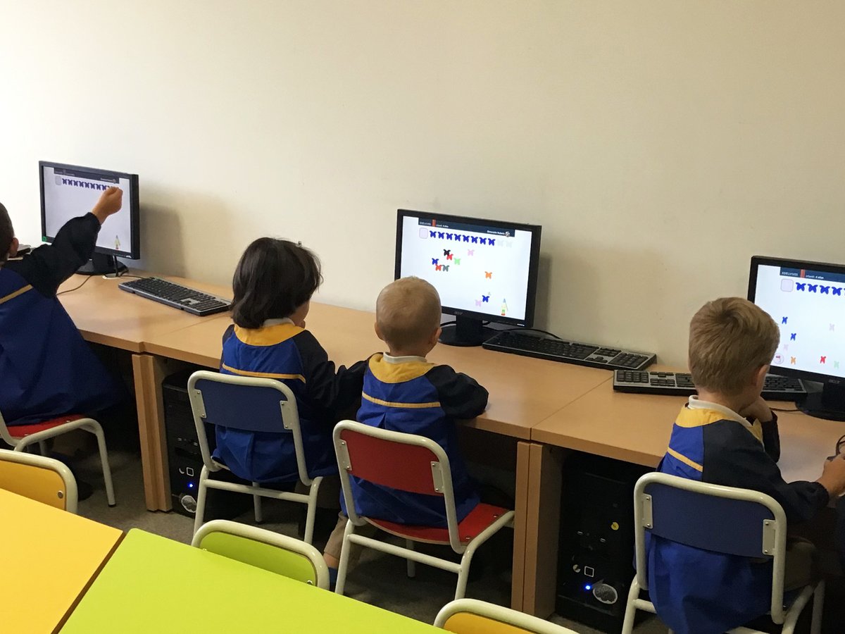 ColegioVegasur's tweet photo. Nuestros alumnos se inician en las #nuevastecnologías desde los 3 años, con las sesiones de #informática que desarrollan, como parte de nuestras Actividades de #ProyectoPropio 🌟

#Vegasur #colegio #bilingüe #concertado #privado #SanMartíndelaVega #ThankfulThursday https://t.co/ovTstVWRFl