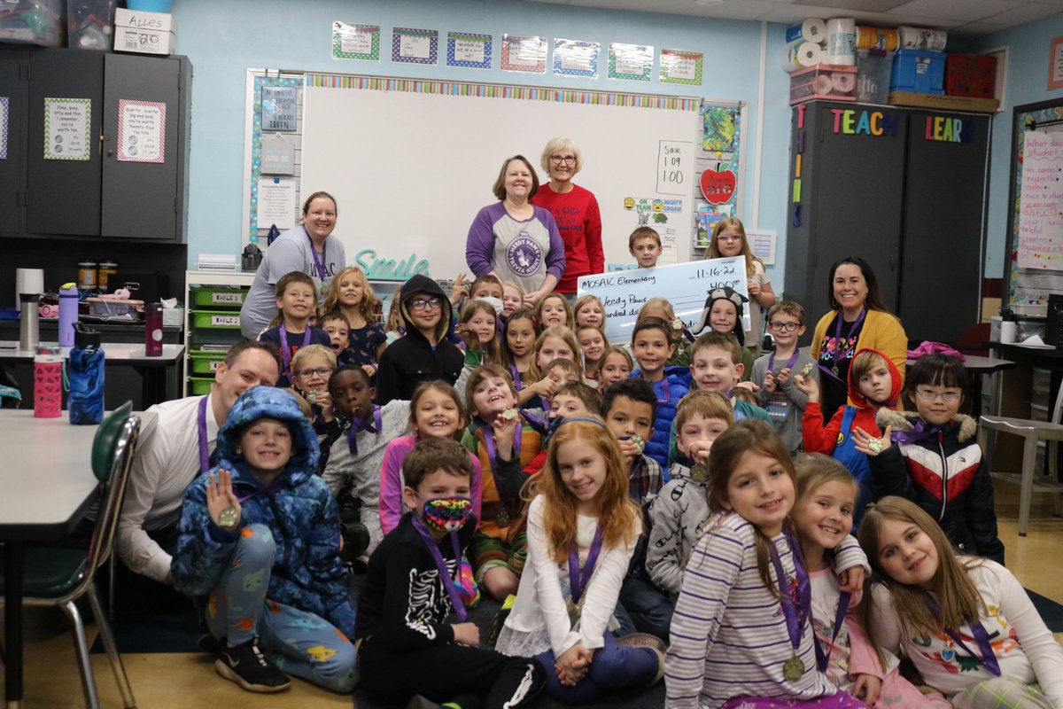 MehlvilleSD's tweet image. Second graders at @MOSAIC_STL organized a schoolwide donation drive for @NeedyPawsStL by creating commercials, fliers and even appearing with principal Dr. Scott Clark on the announcements!  They collected supplies like blankets and treats, as well as in donations!🐶🐱💙#msdr9